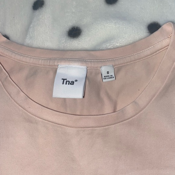 Pink cropped TNA long-sleeve size small. - Picture 3 of 3
